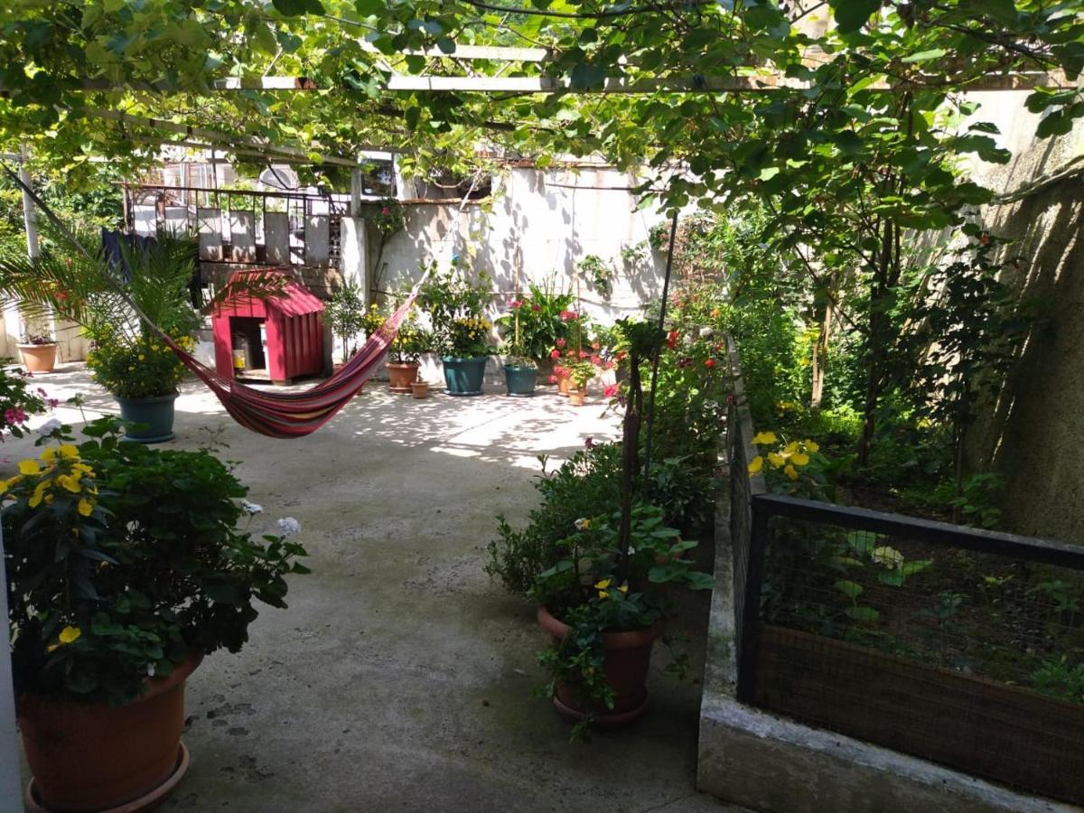 Hotel White House Avtandil&Nino Sarpi Exterior foto